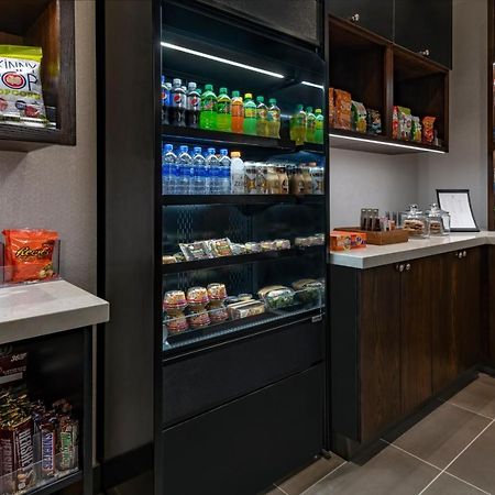 Hyatt Place Anchorage-Midtown Екстериор снимка