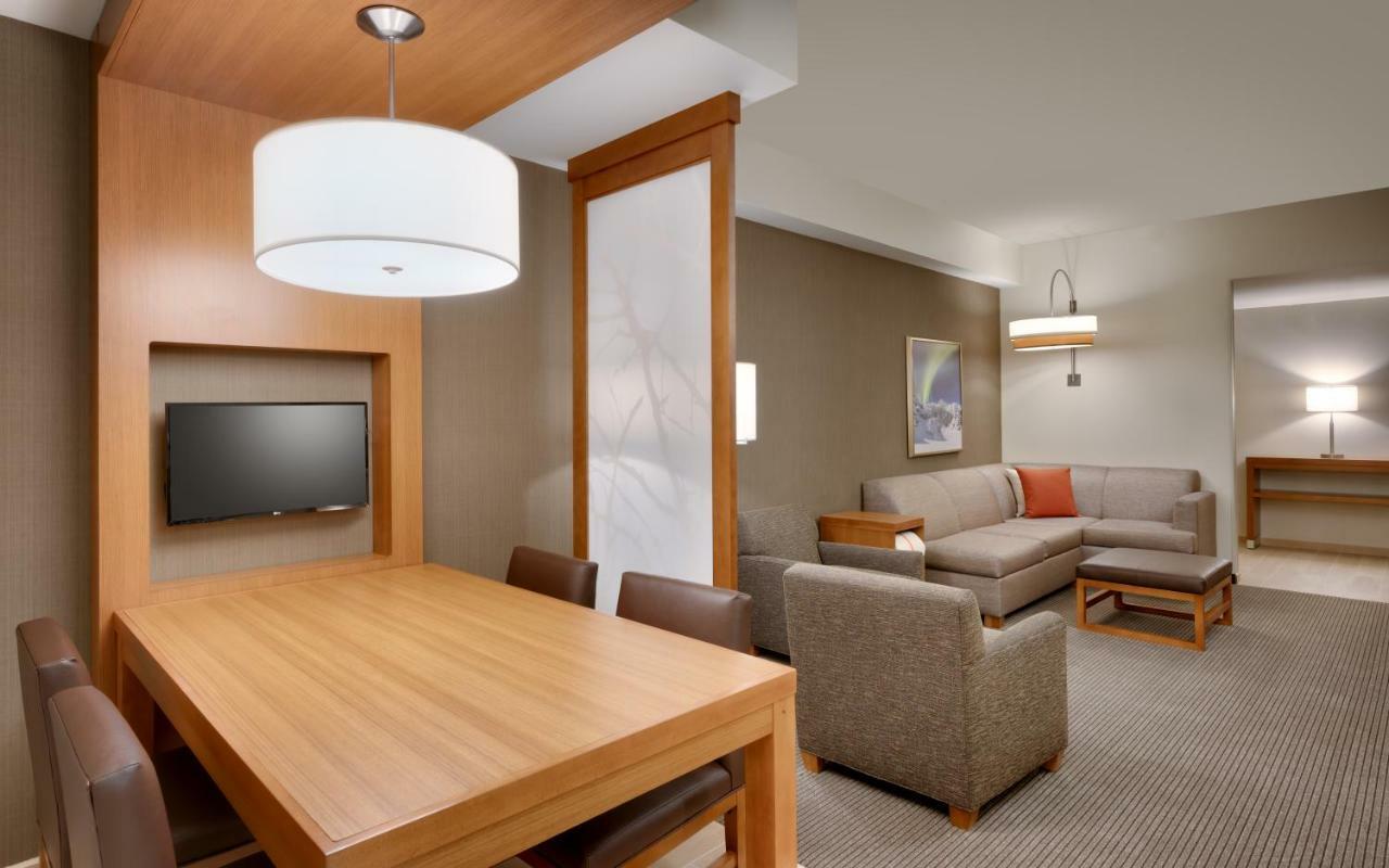 Hyatt Place Anchorage-Midtown Екстериор снимка