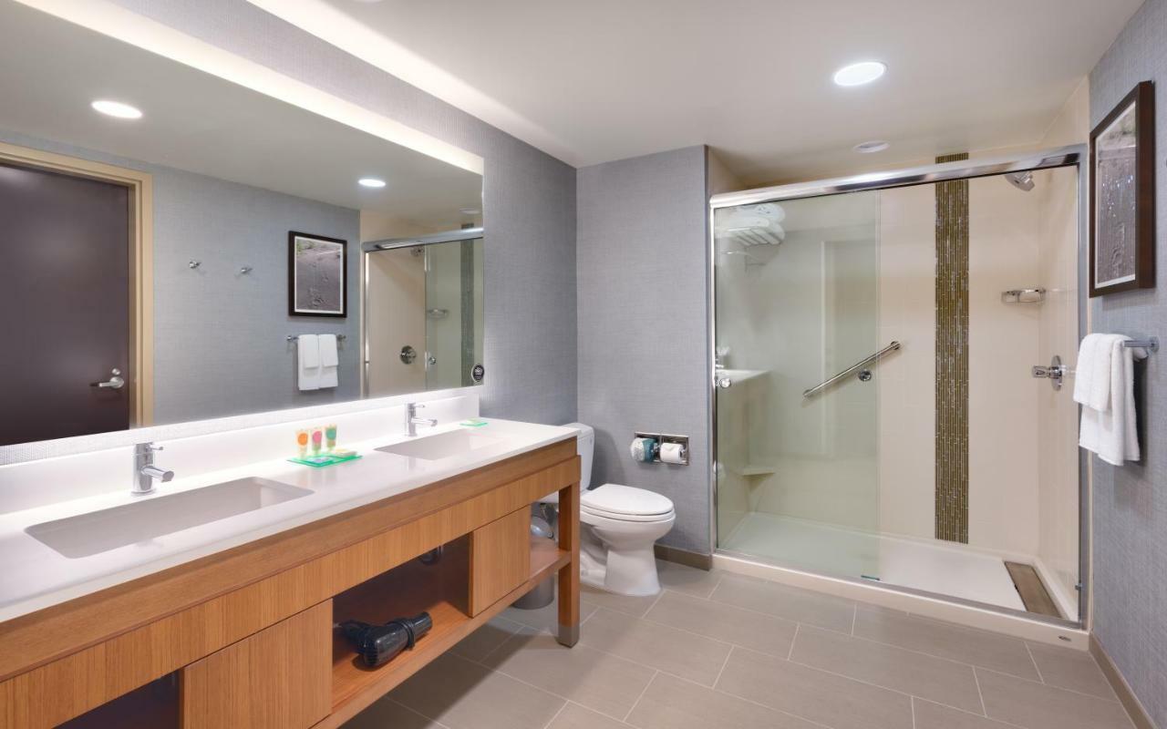 Hyatt Place Anchorage-Midtown Екстериор снимка